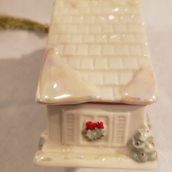 CHRISTMAS ORNAMENT by LENOX - "BLESS OUR HOME BIRDHOUSE" - AMERICAN BY DESIGN - Picture 5 of 16